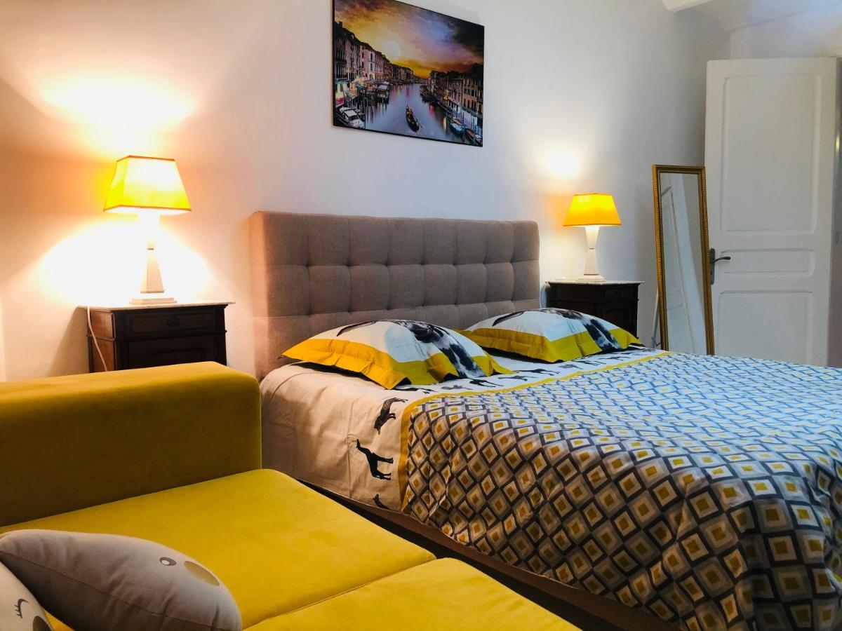 Cosy Appart En Plein Coeur De Ла Марса Екстериор снимка